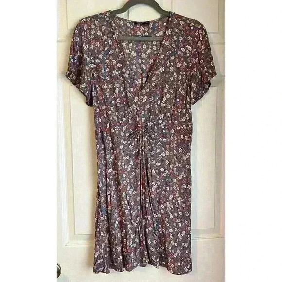 Cotton on Woven Dresses & Skirts - Cotton on Woven Marissa Gathered Front Mini Dress Size M Floral
